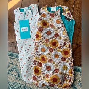 Lot of 2 posh peanut sleep sacks 0-6 months